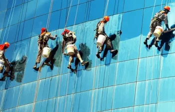 شركة تنظيف واجهات زجاج بالعديد